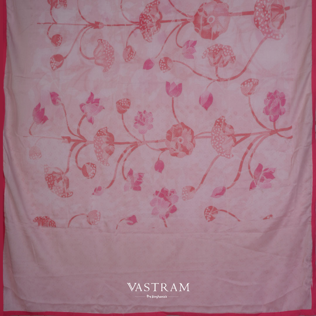 Pastel Pink Lightweight Silk Printed Saree With Floral Jaal Design