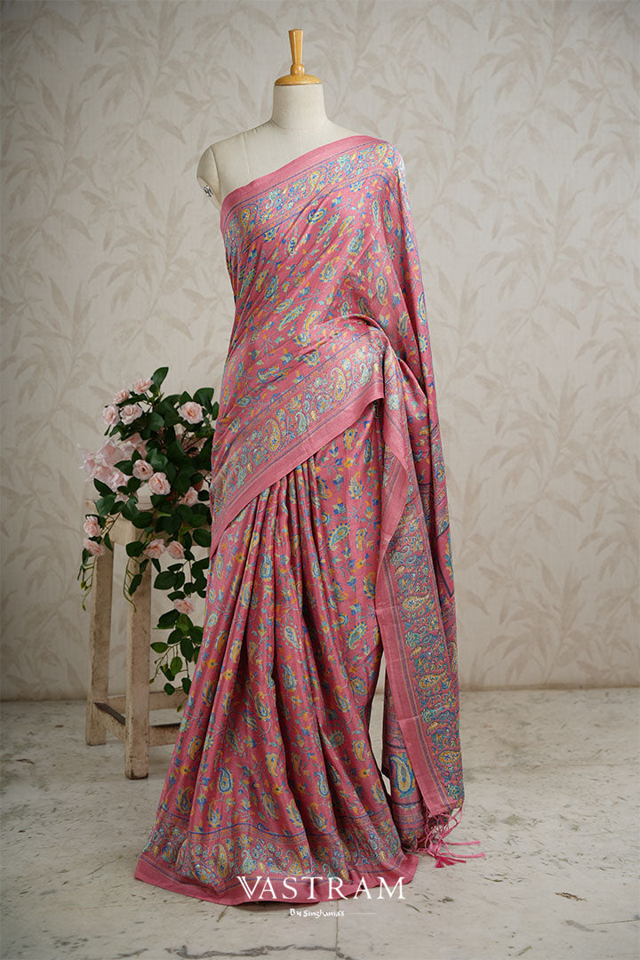 Flamingo Pink Lighweight Kani Silk Saree With Floral Weaving