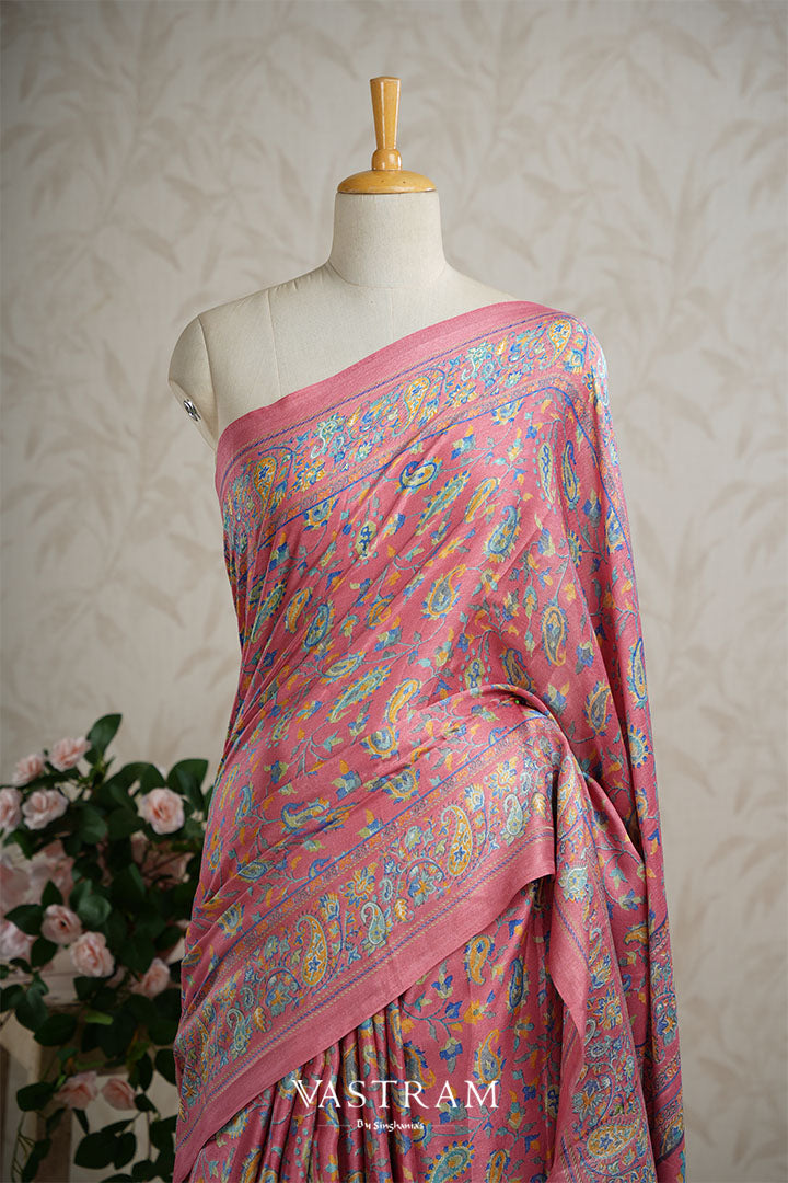 Flamingo Pink Lighweight Kani Silk Saree With Floral Weaving