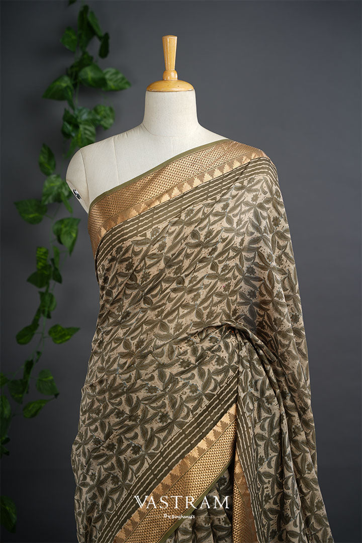 Pastel Cream Printed Chanderi Saree With Abstract Pattern