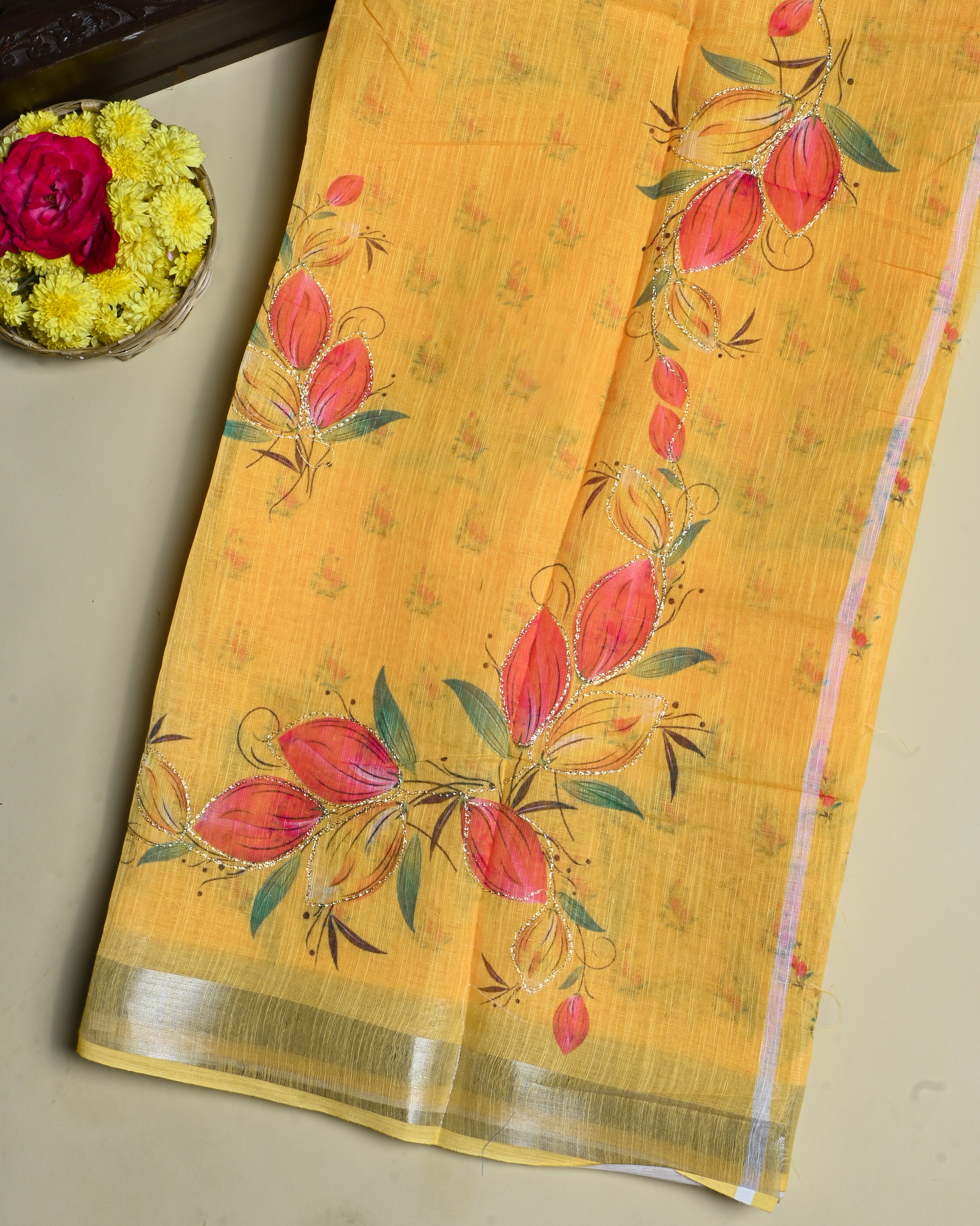 Yellow Color Lenin Saree