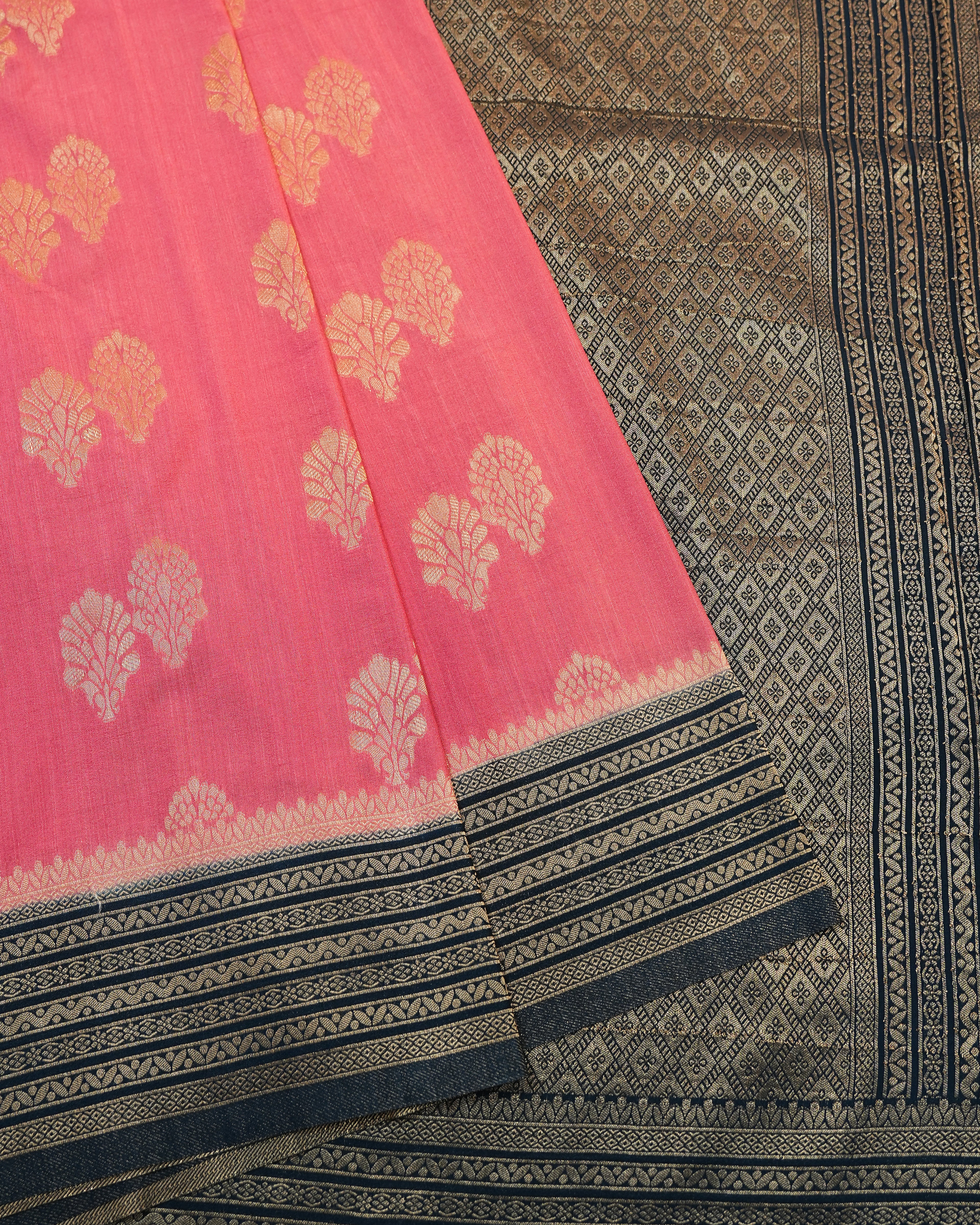 Pink color Silk Saree