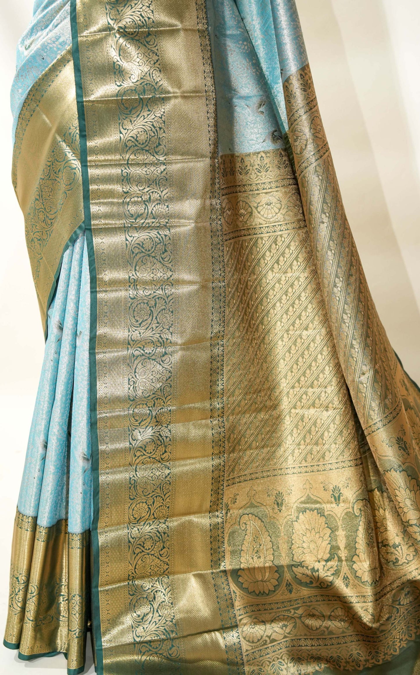 Ferozi Kanchipuram Saree