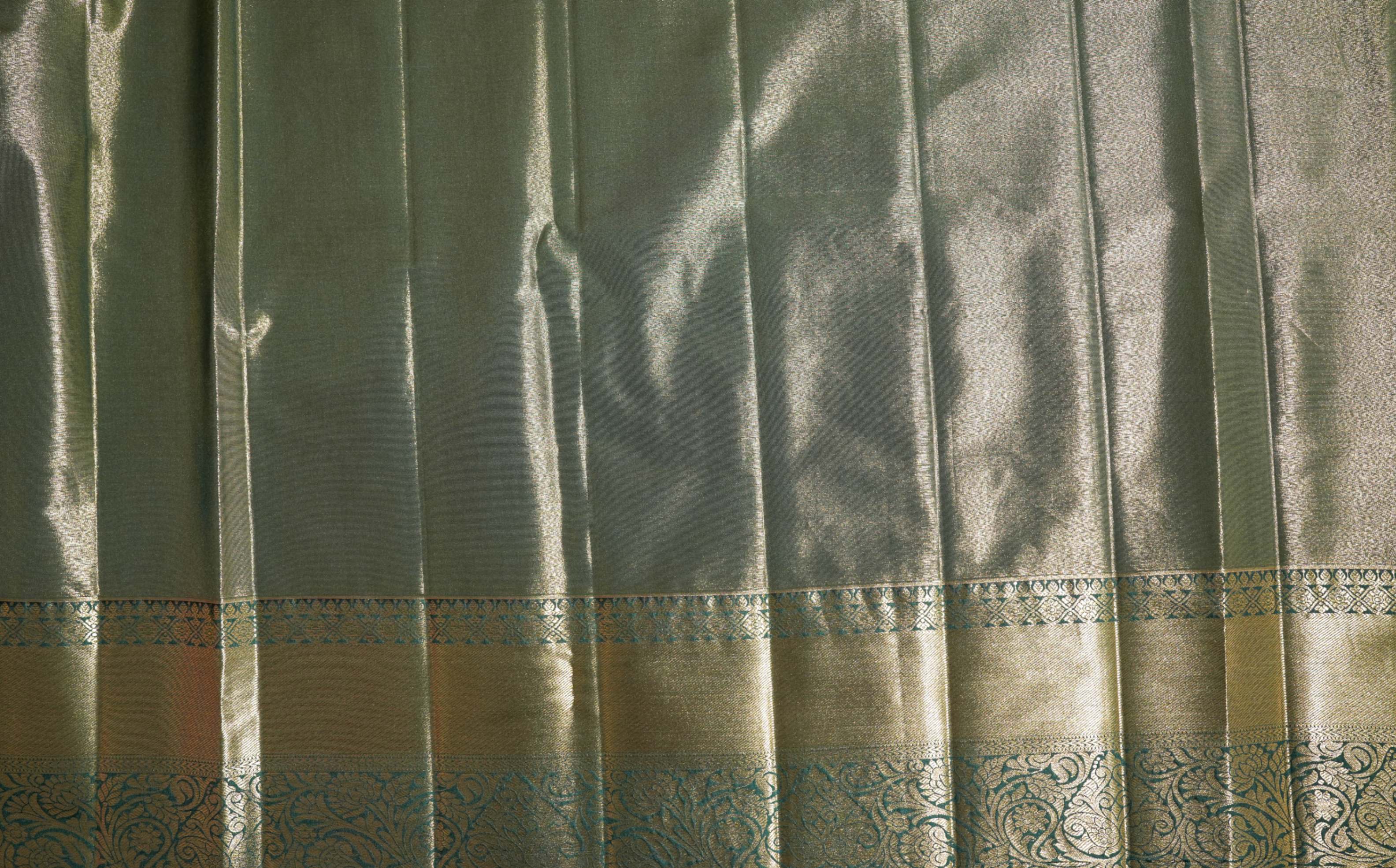 Ferozi Kanchipuram Saree