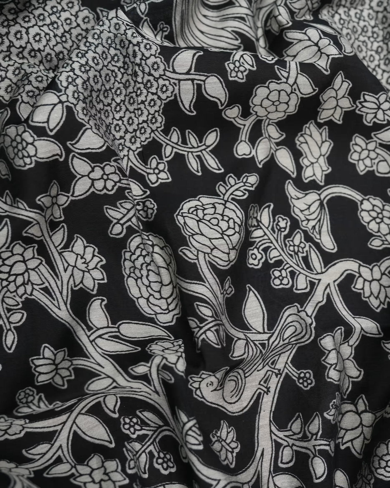 Black Color Silk Saree - Shop Vastram