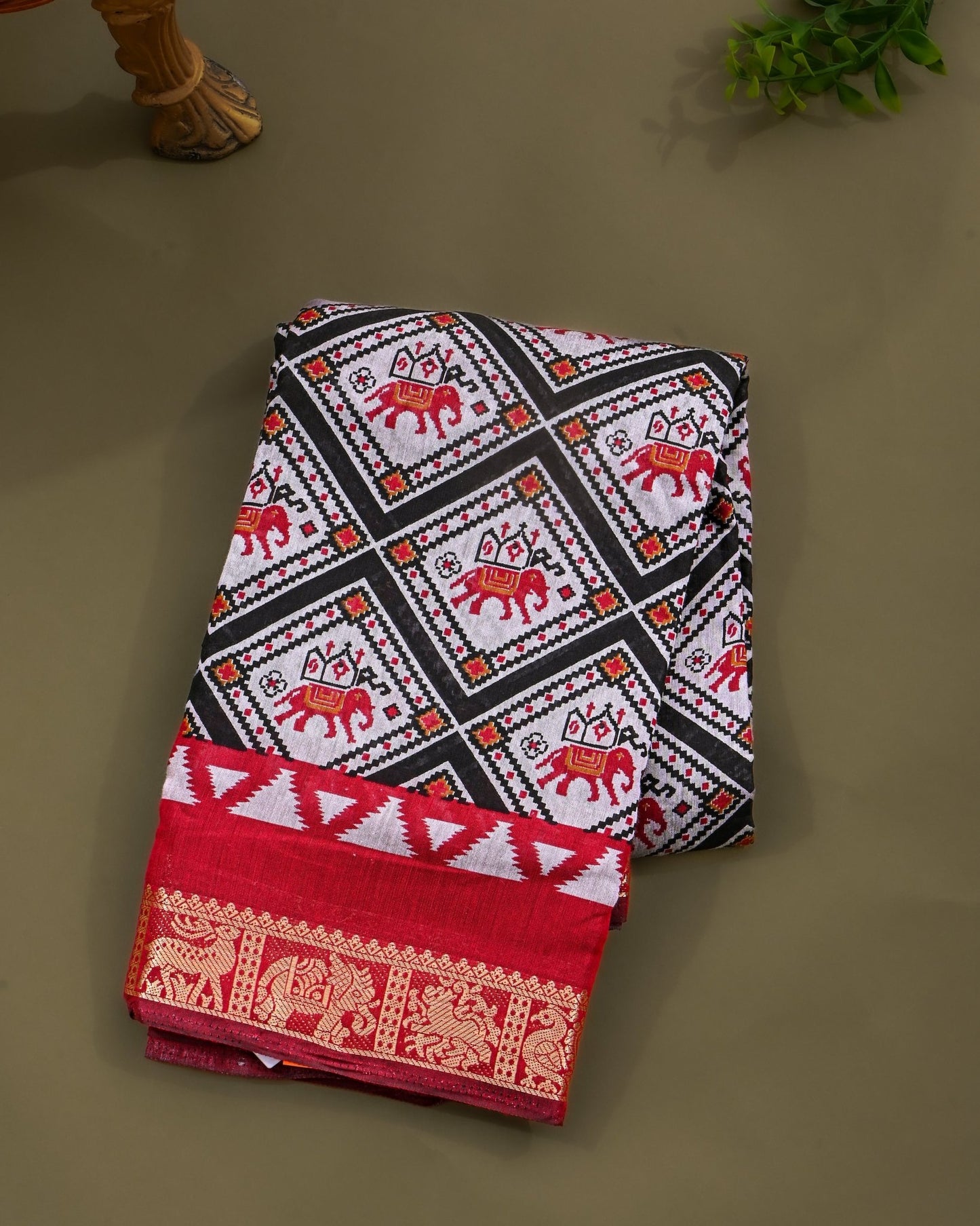 Chanderi Off White Printed Saree - Shop Vastram