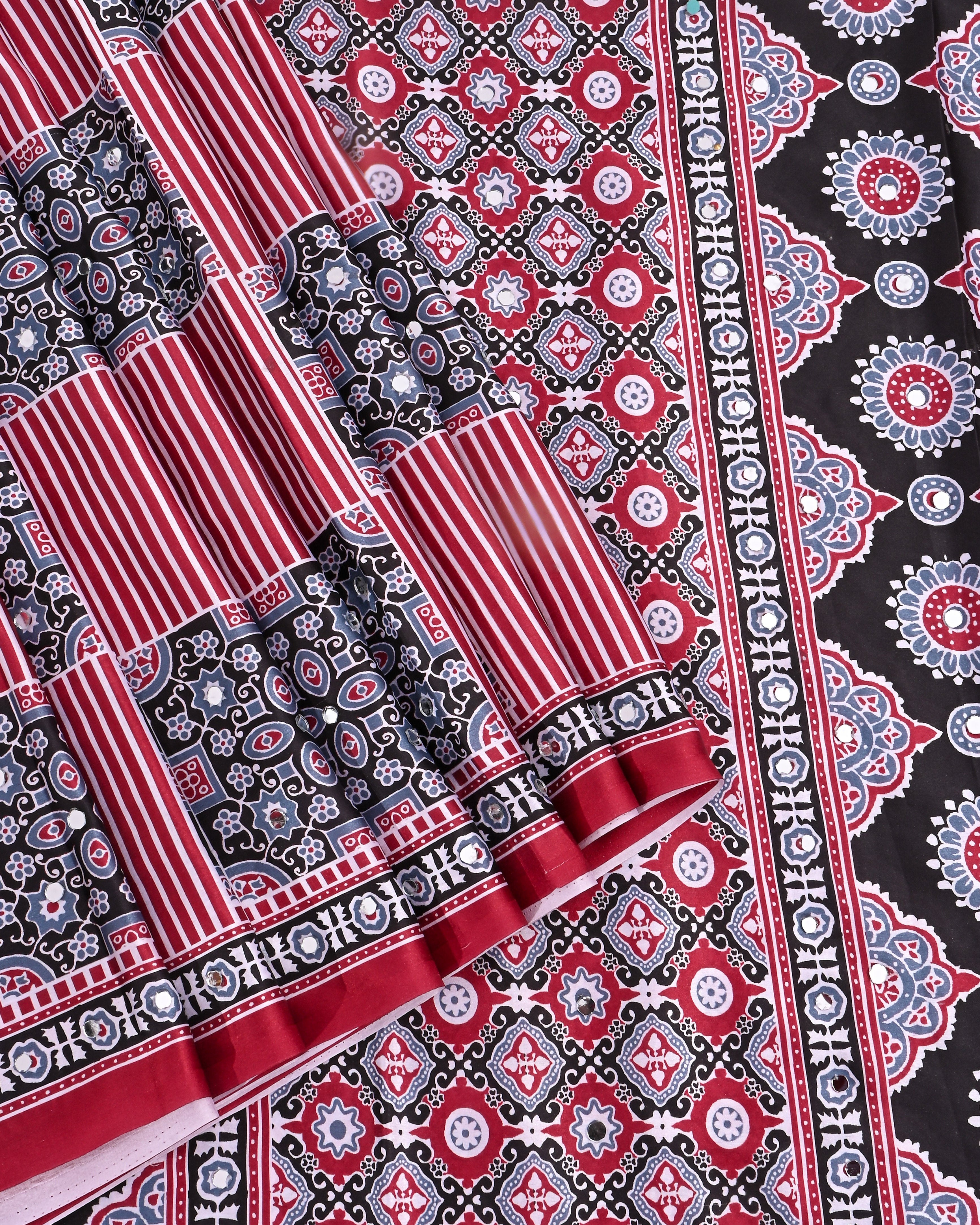 Off White Silk Printed Saree