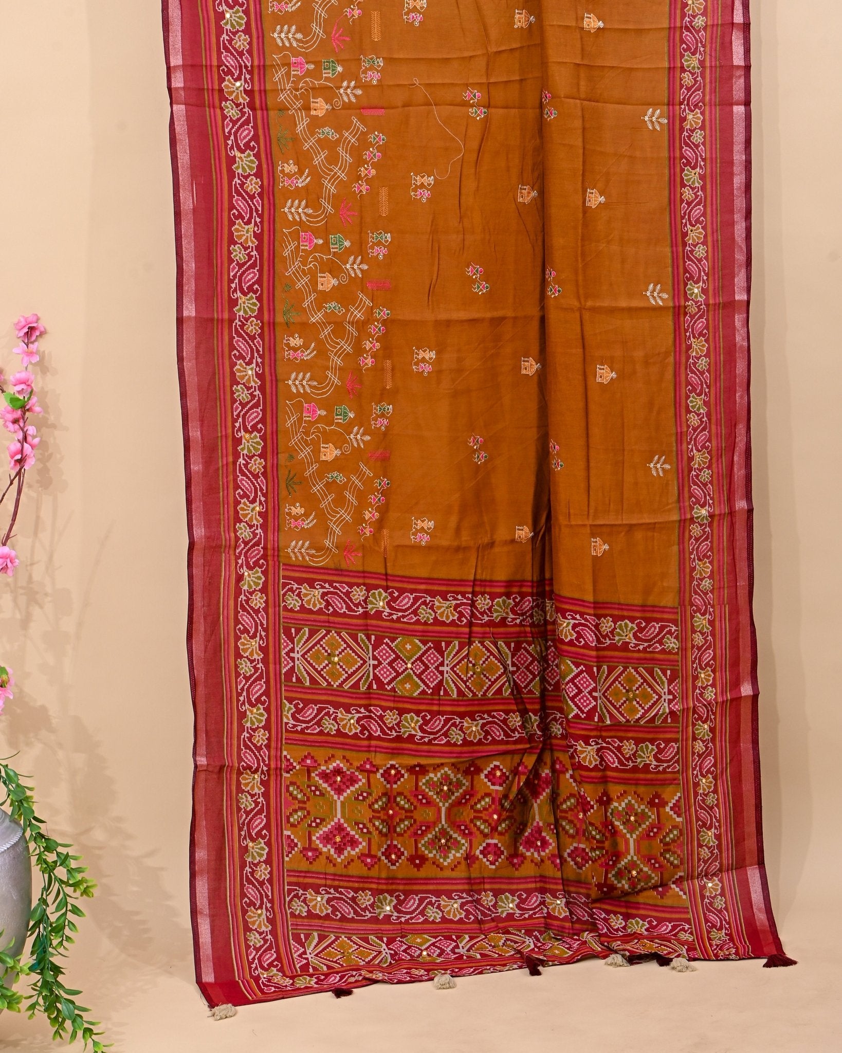 Earthy Chanderi Embroidery Saree - Shop Vastram