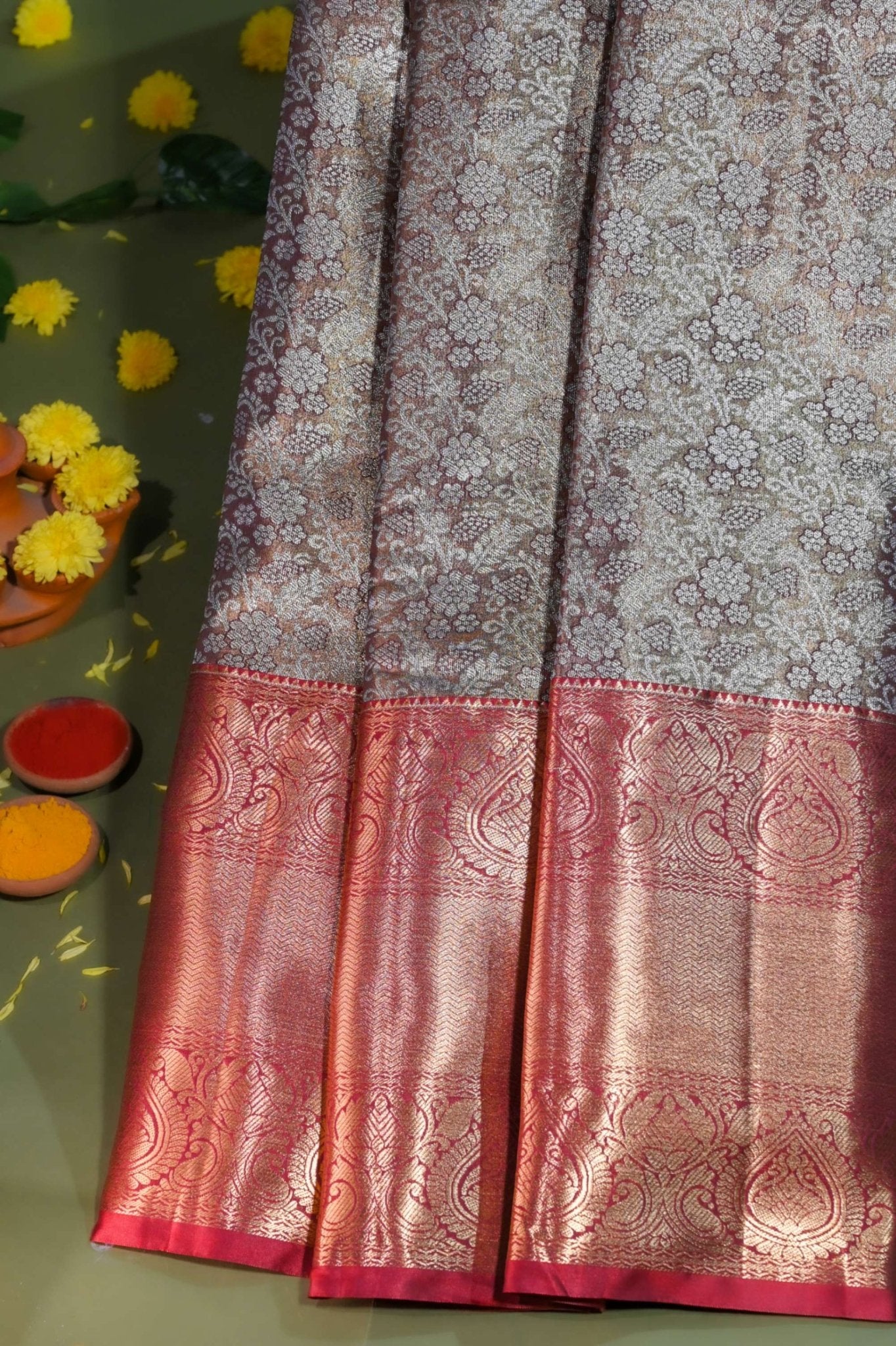 Gold Kanchipuram Saree - Shop Vastram