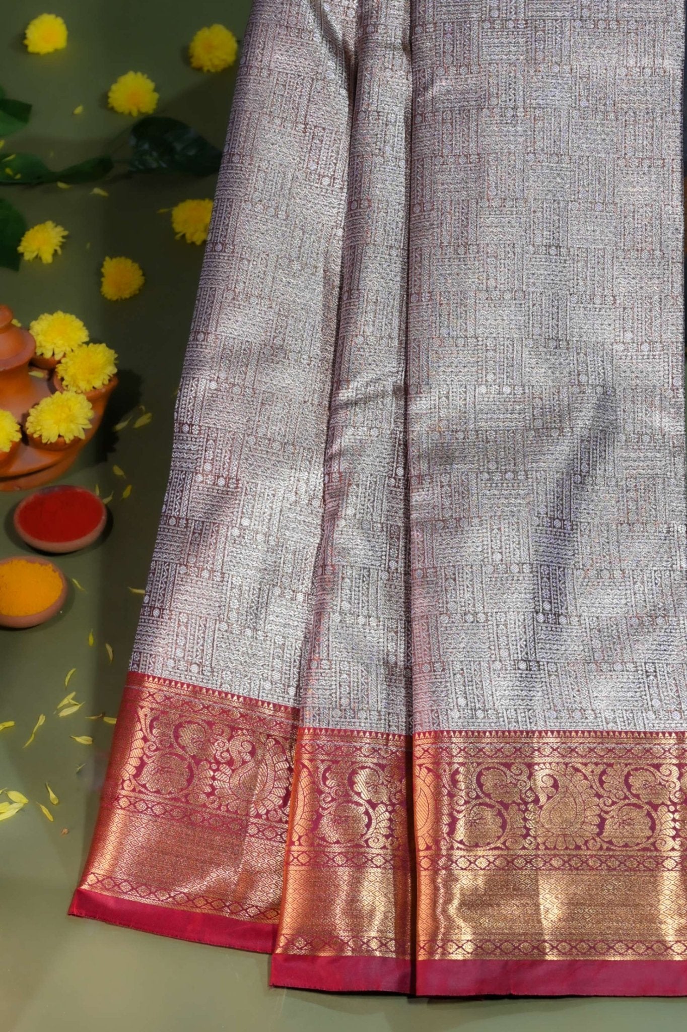 Gold Kanchipuram Saree - Shop Vastram