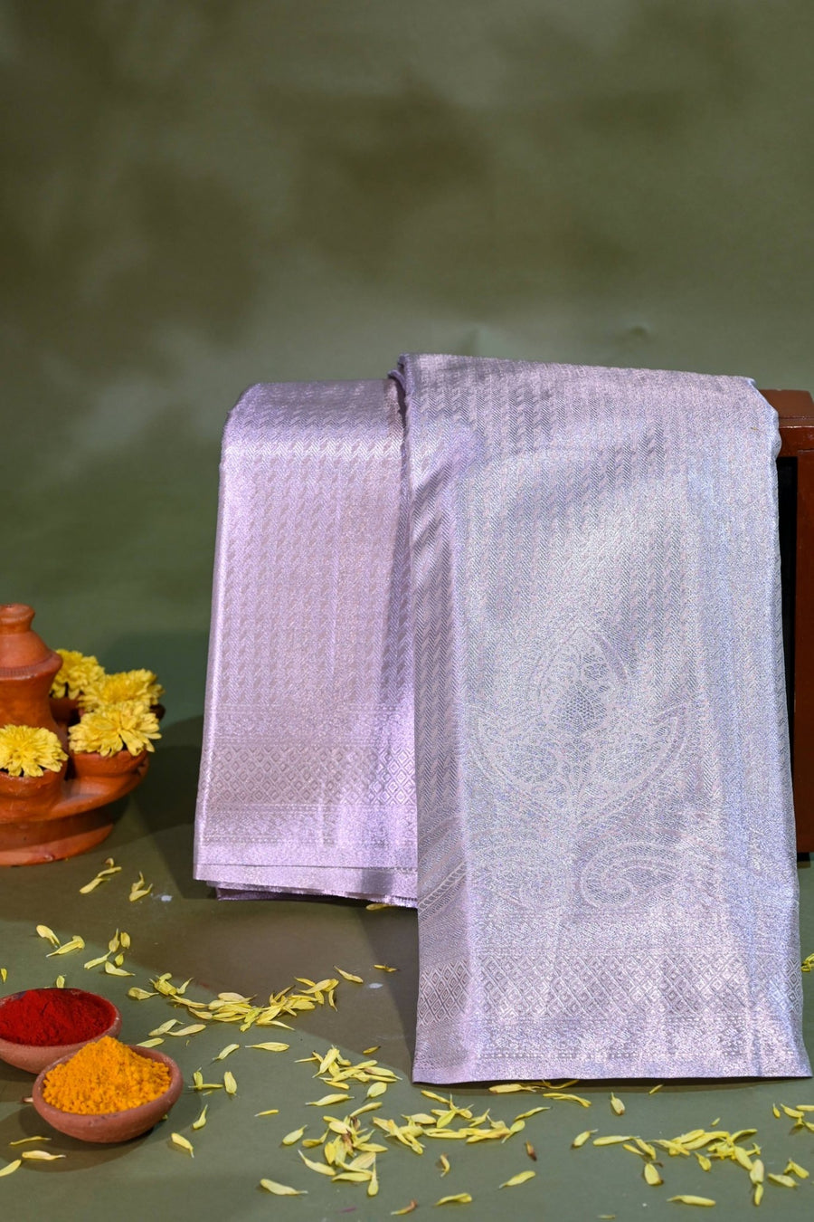 Gold Kanchipuram Saree - Shop Vastram