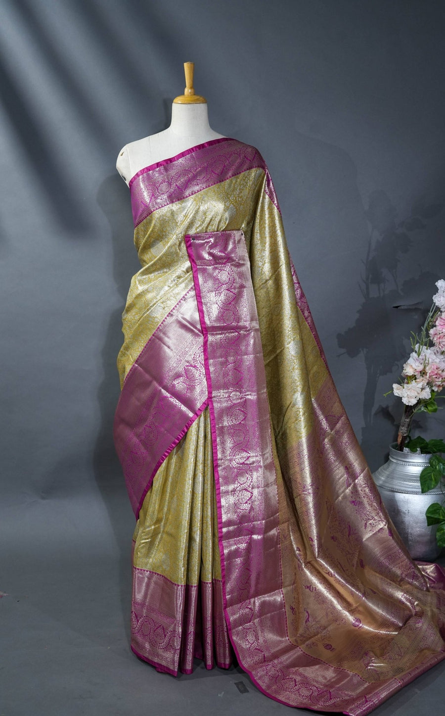 Gold Kanchipuram Saree - Shop Vastram