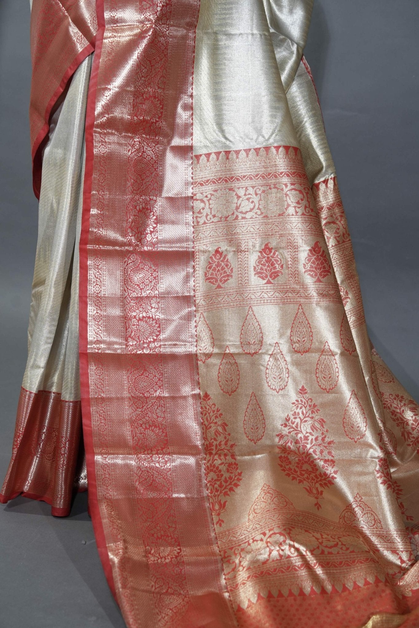 Gold Kanchipuram Saree - Shop Vastram