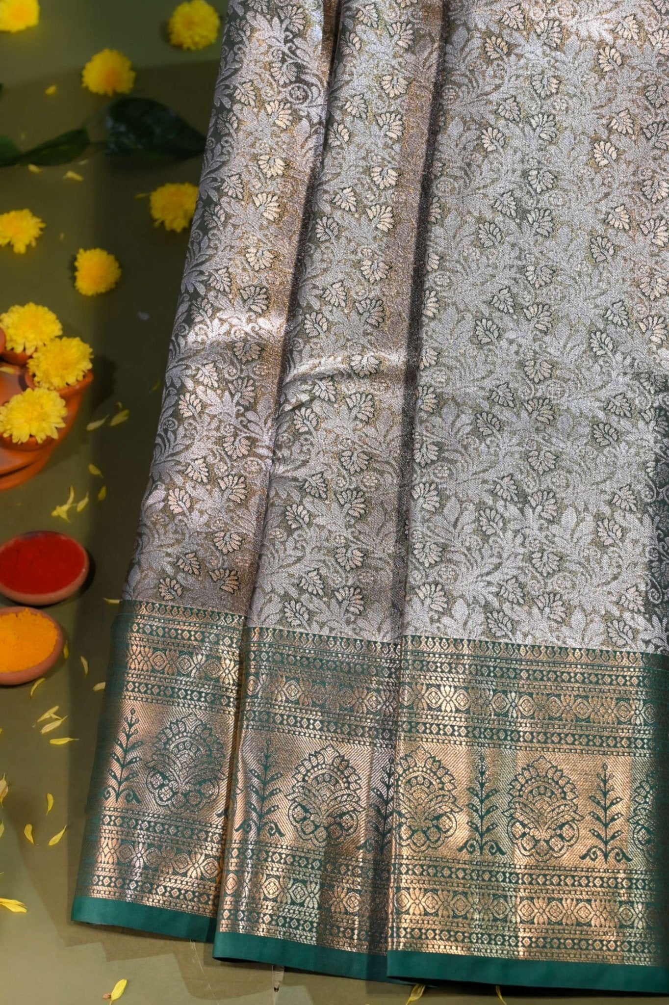Gold Kanchipuram Saree - Shop Vastram