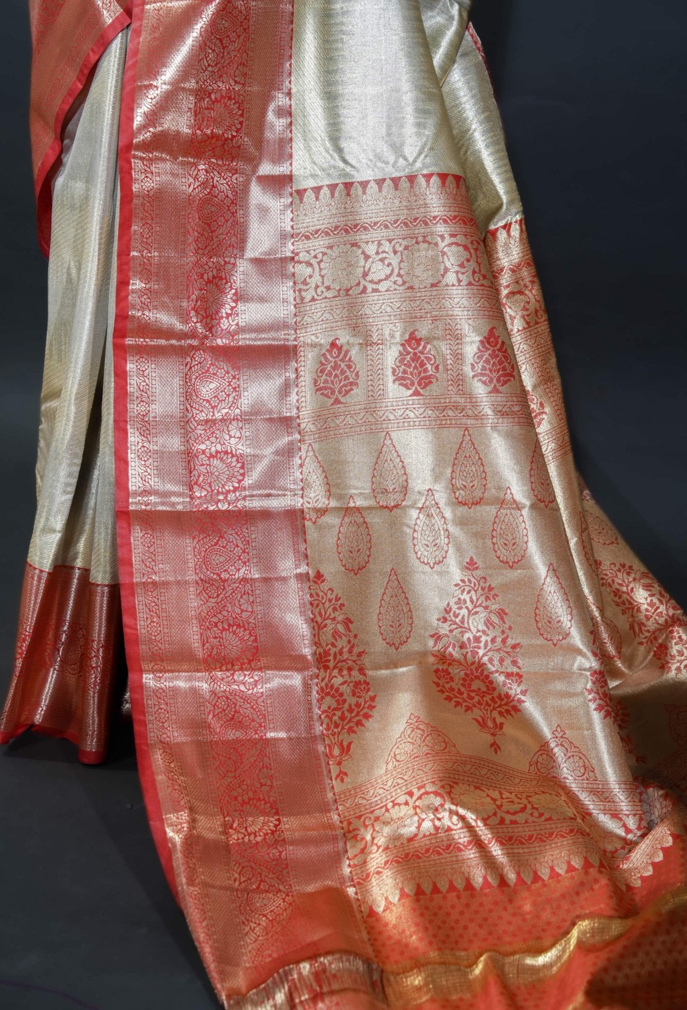 Gold Kanchipuram Saree - Shop Vastram