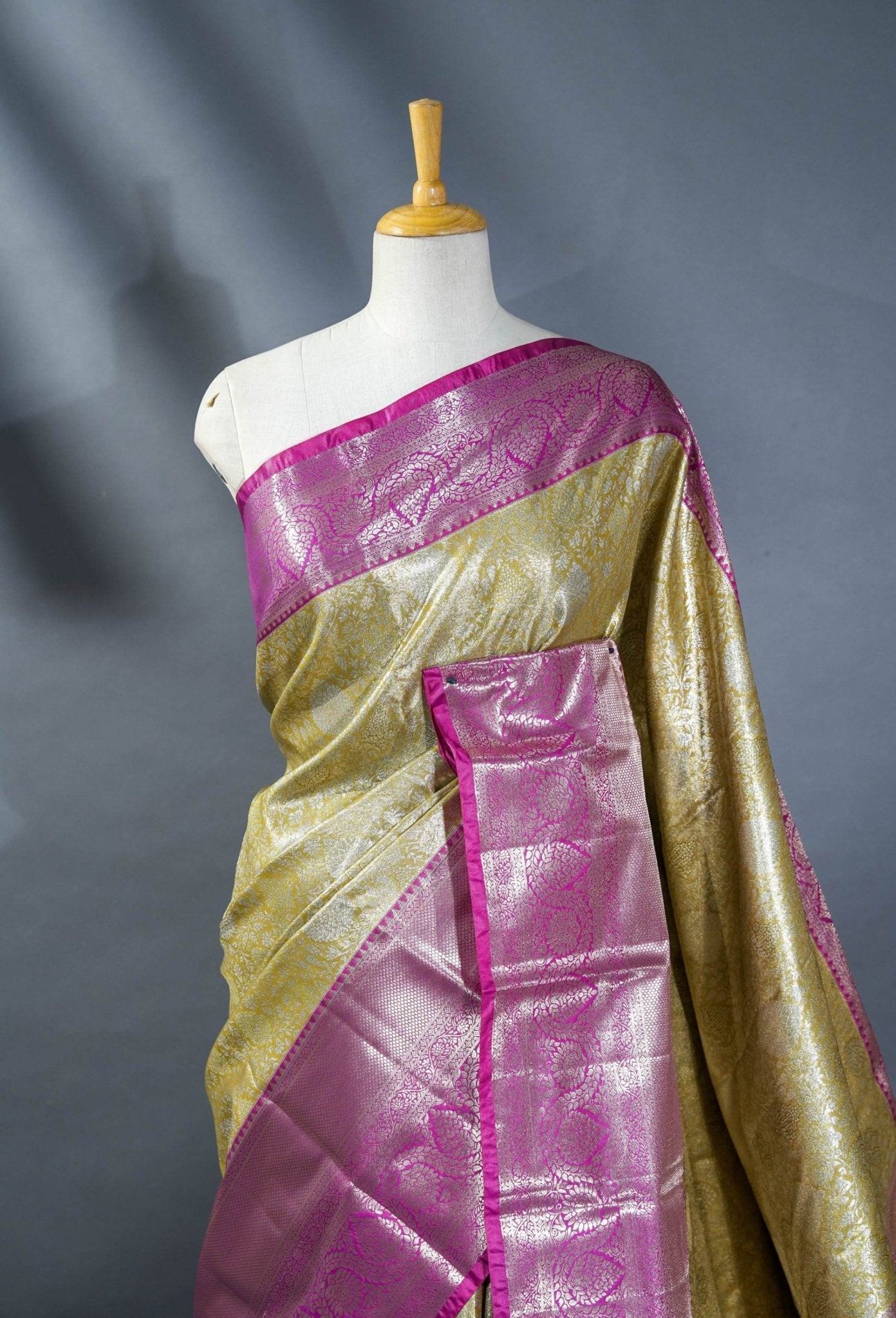Gold Kanchipuram Saree - Shop Vastram