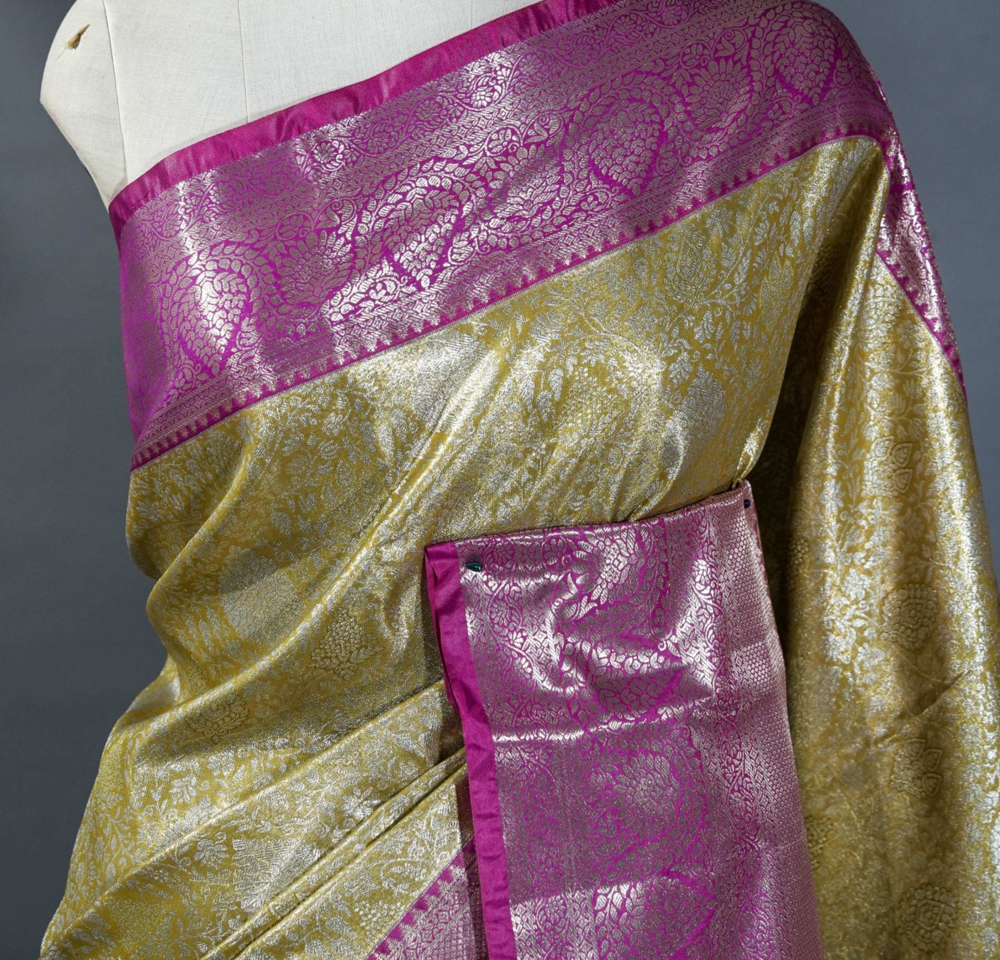 Gold Kanchipuram Saree - Shop Vastram