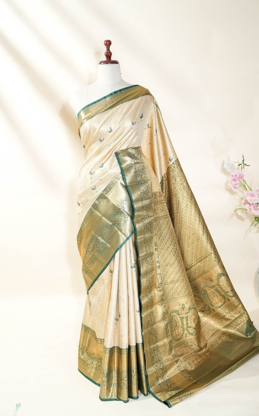 Gold Kanchipuram Saree - Shop Vastram