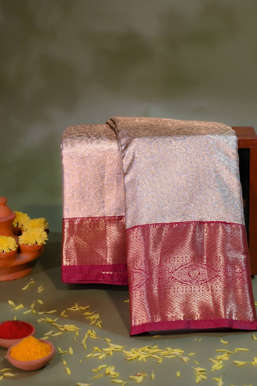 Gold Kanchipuram Saree - Shop Vastram