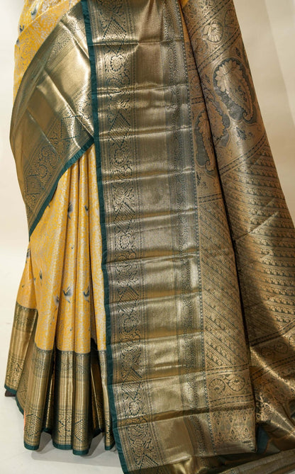 Gold Kanchipuram Saree - Shop Vastram