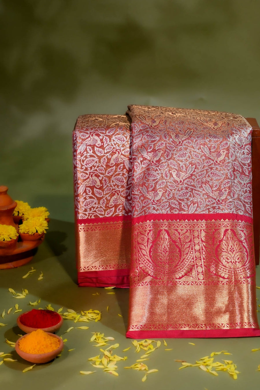 Gold Kanchipuram Saree - Shop Vastram