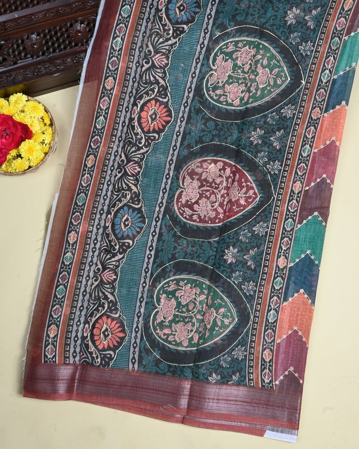 Green Color Lenin Saree - Shop Vastram