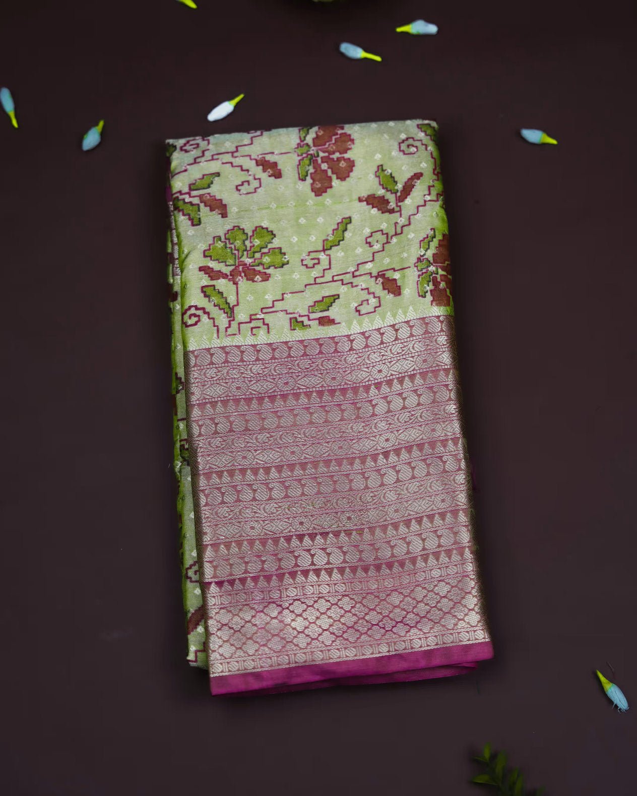 Green Color Silk Saree - Shop Vastram