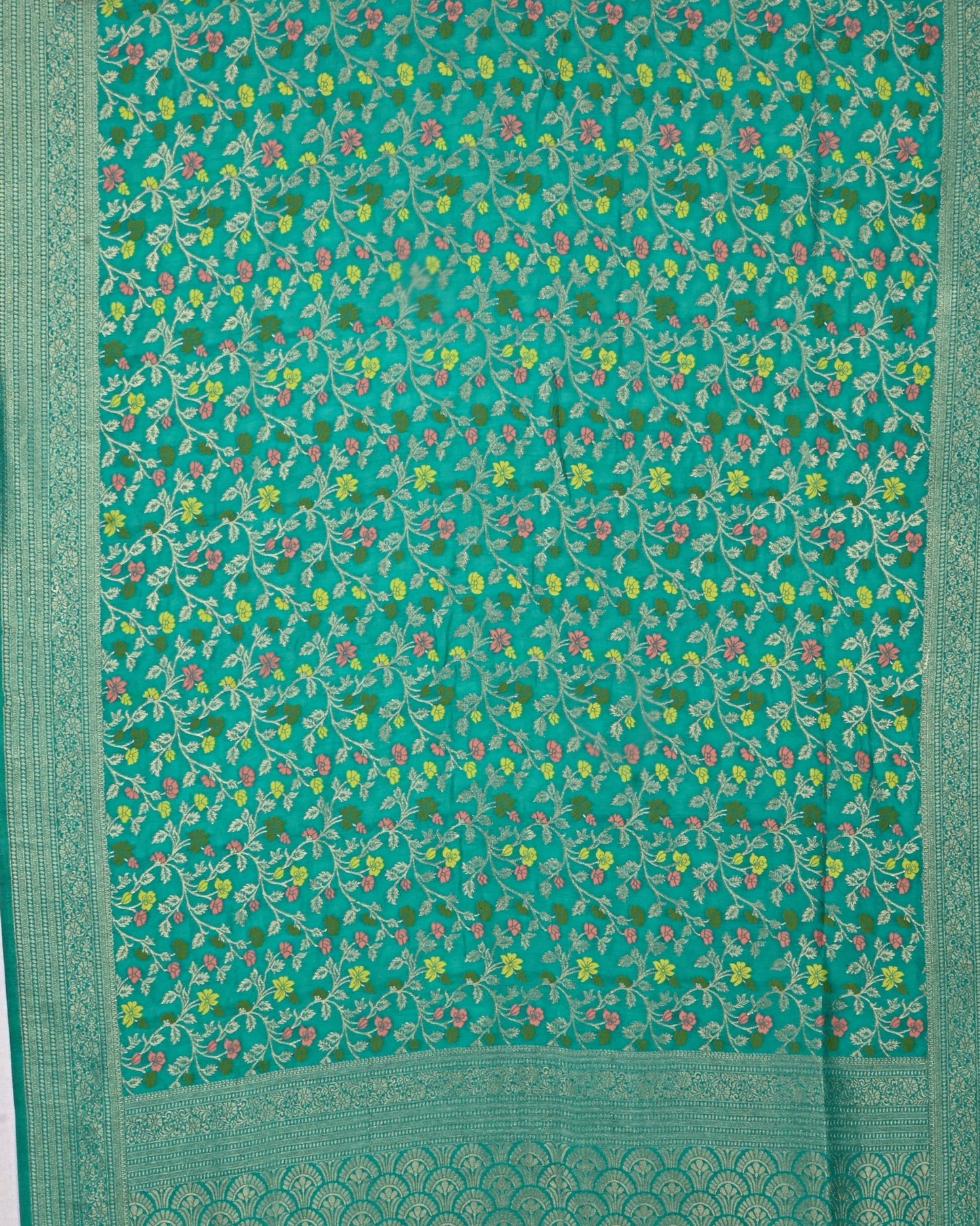Green color Silk Saree - Shop Vastram