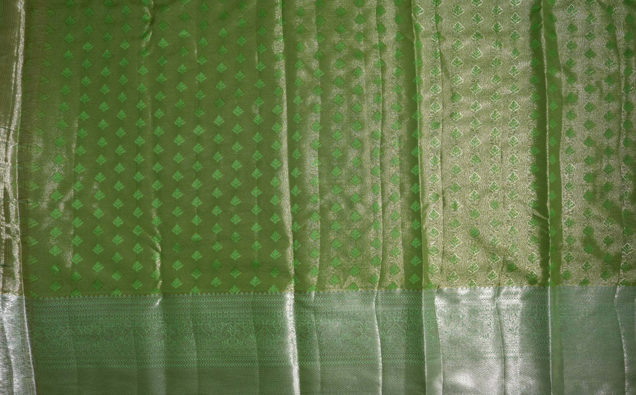 Green Kanchipuram Saree - Shop Vastram