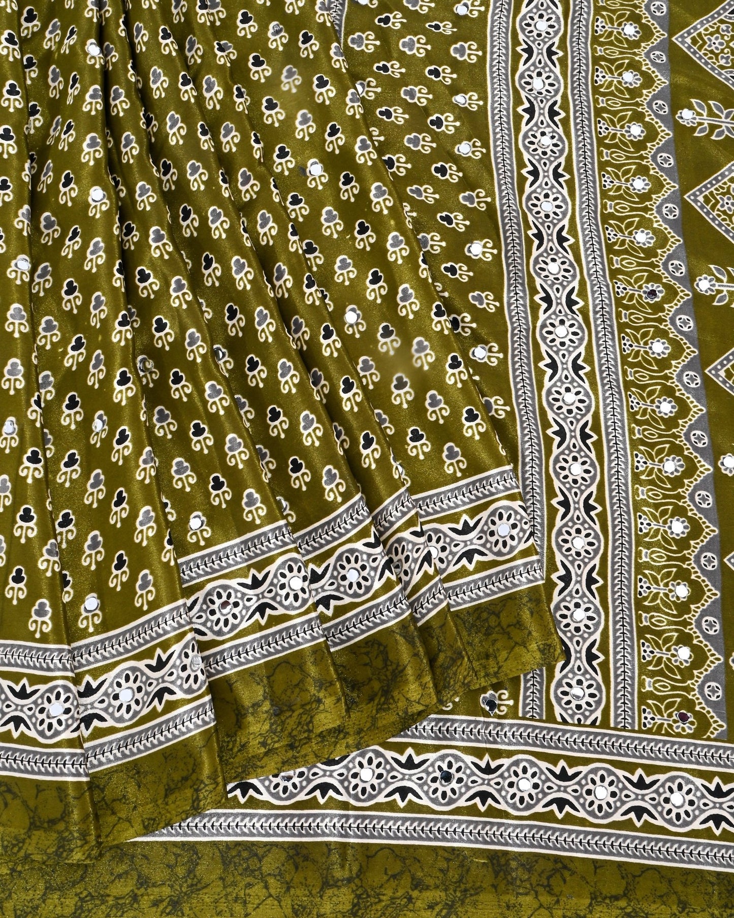 Green Silk Printed Saree - Shop Vastram