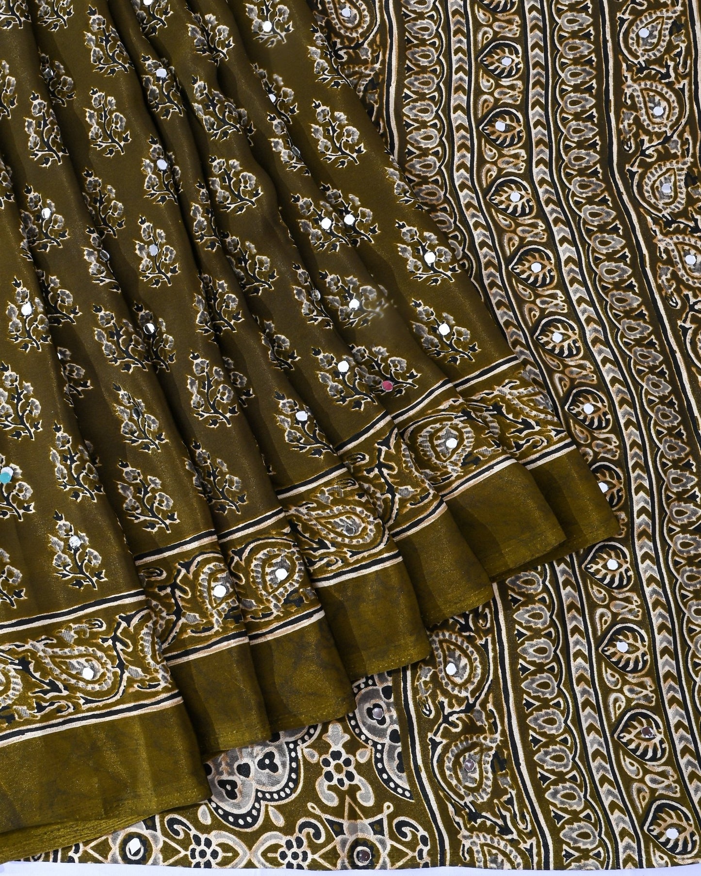 Green Silk Printed Saree - Shop Vastram