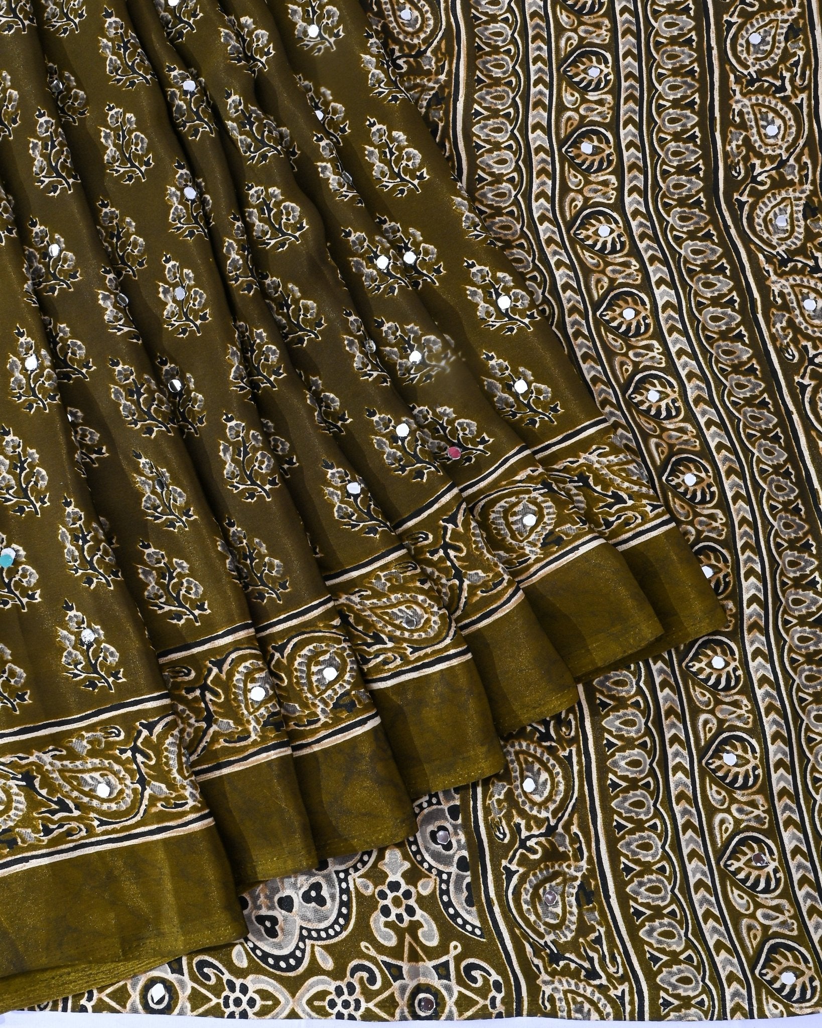 Green Silk Printed Saree - Shop Vastram