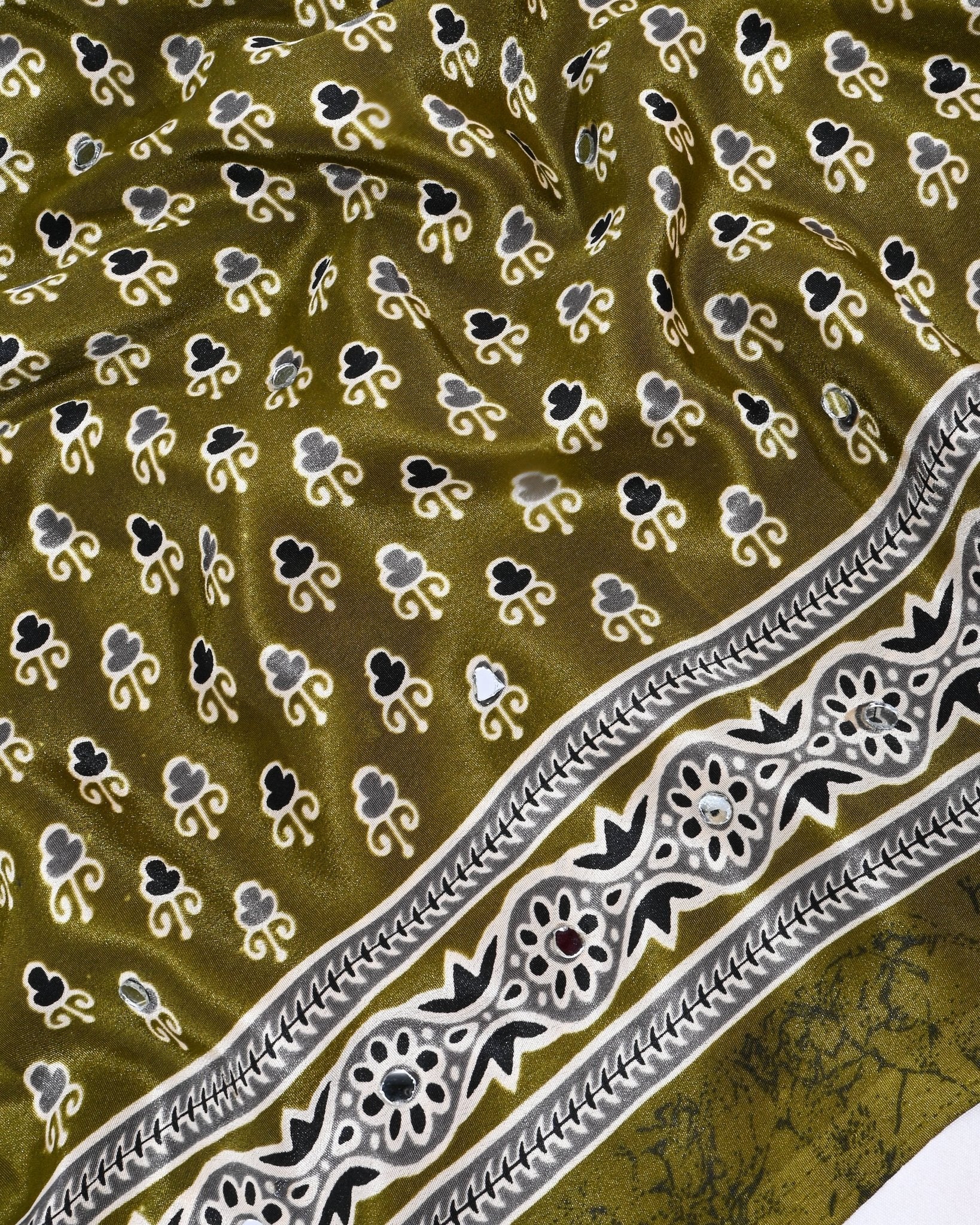 Green Silk Printed Saree - Shop Vastram