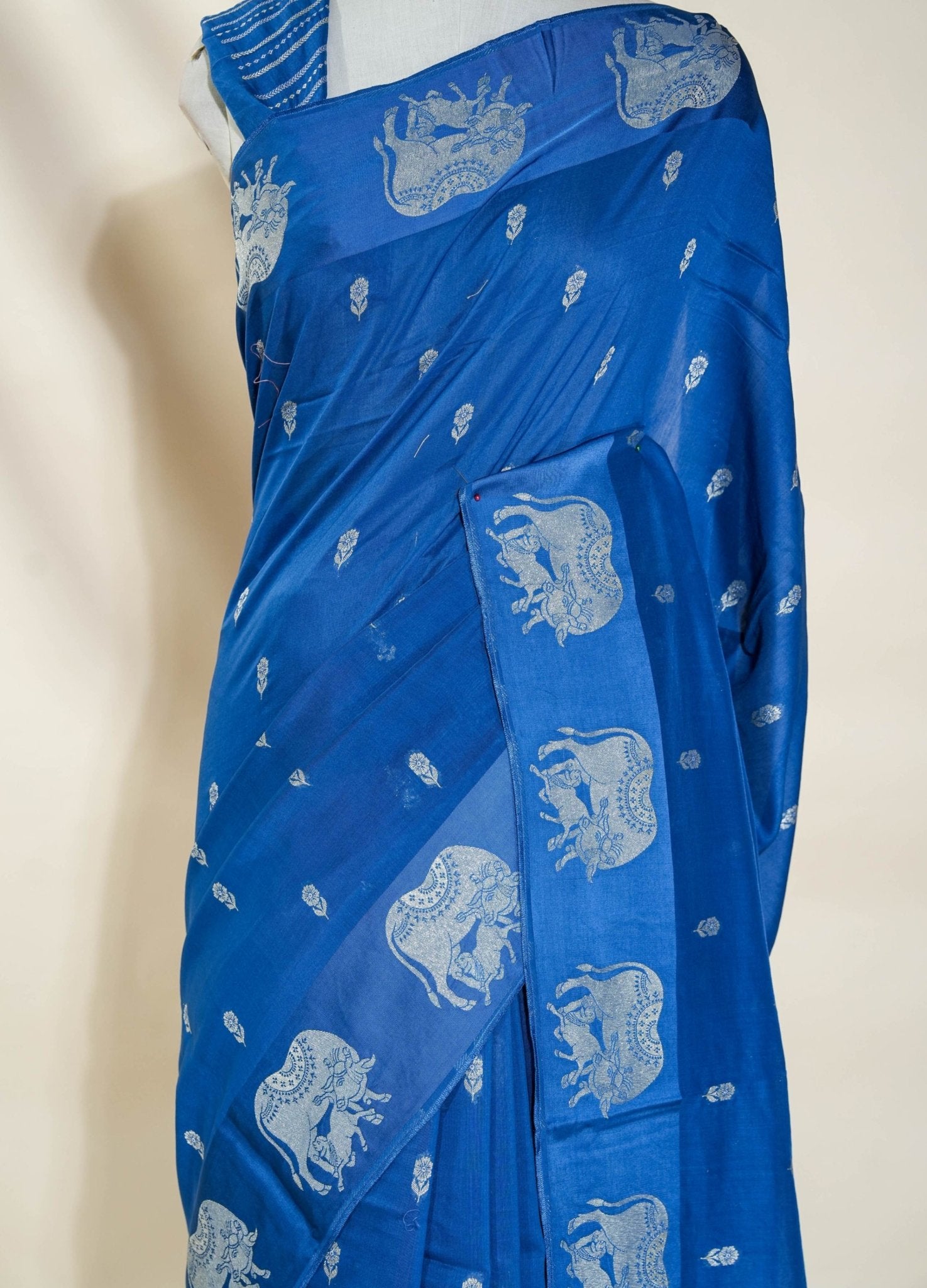 Navy Blue Banarasi Silk Saree - Shop Vastram