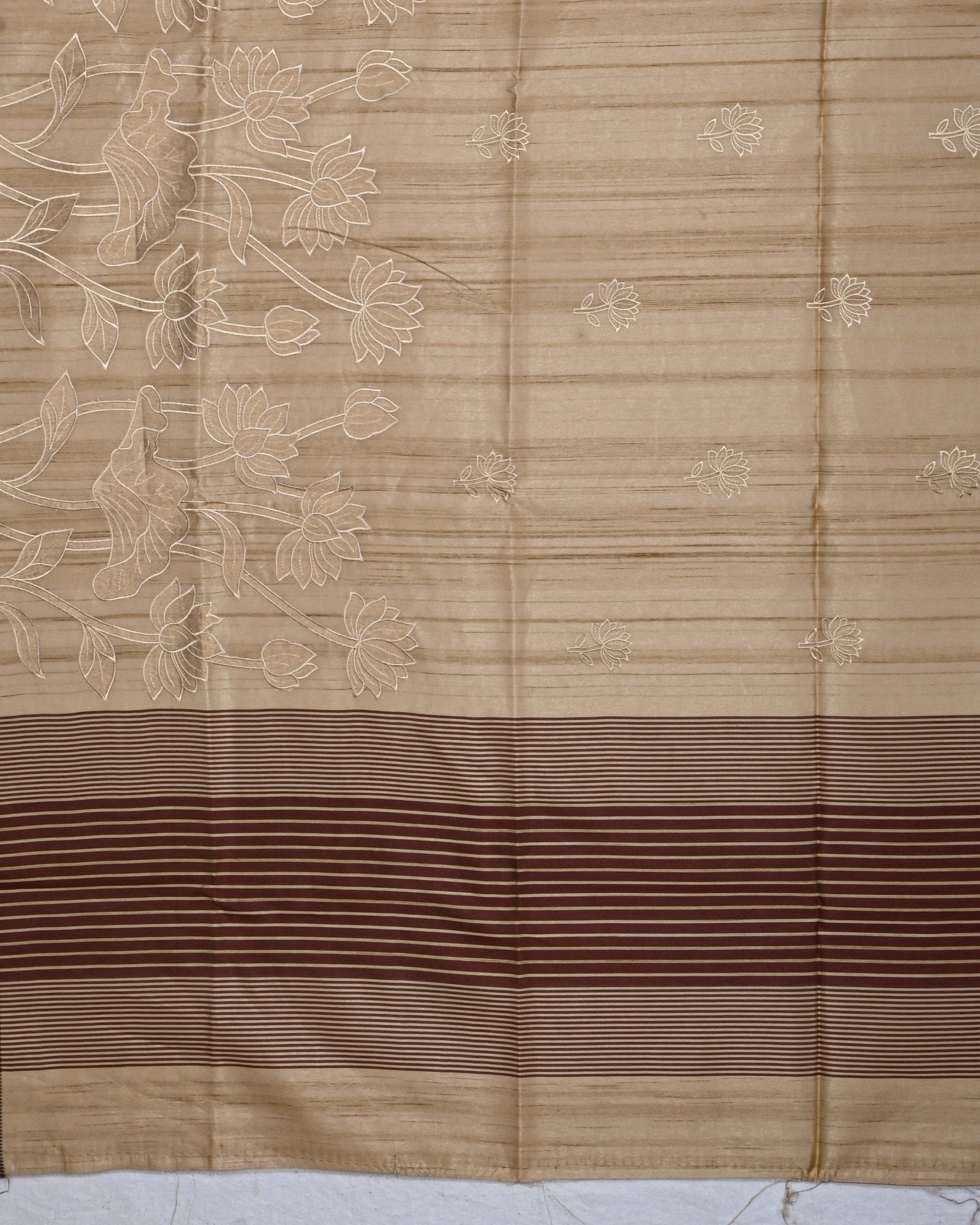 Off White color Silk Saree - Shop Vastram
