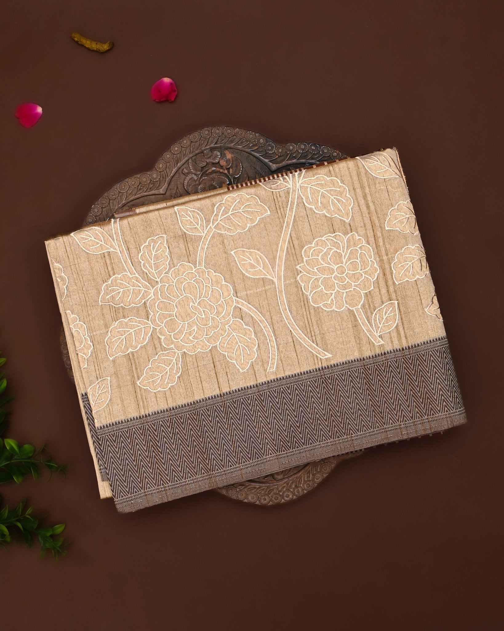 Off White color Silk Saree - Shop Vastram