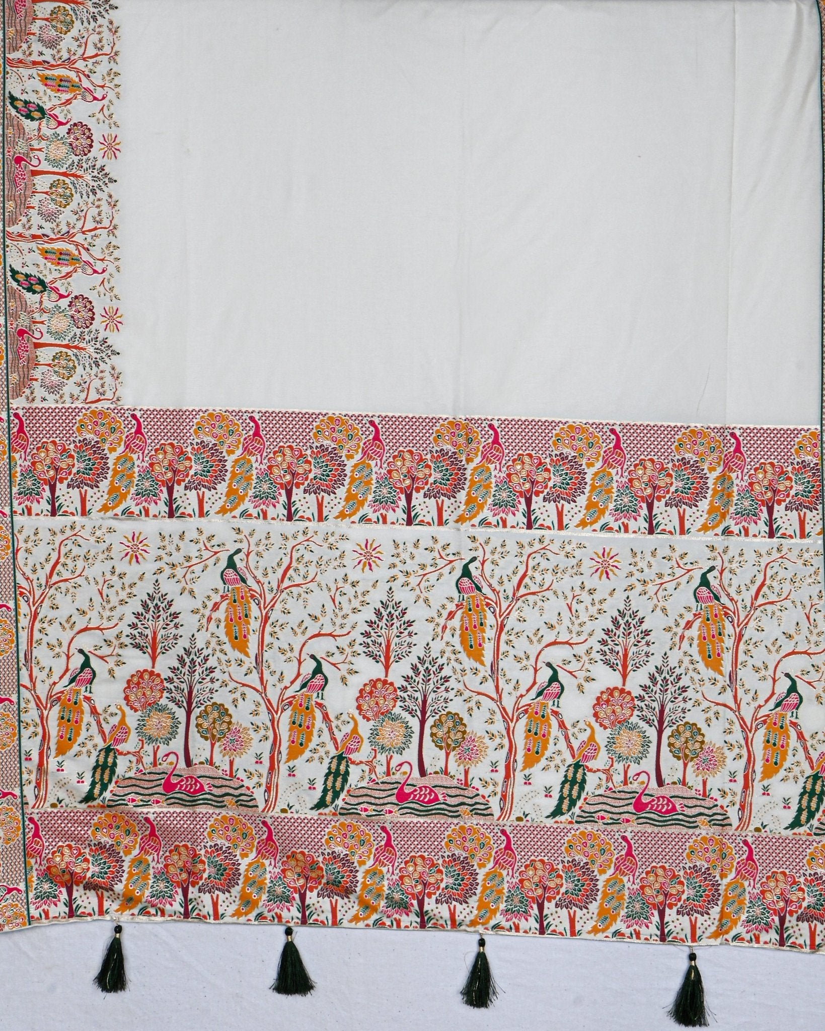 Off White color Silk Saree - Shop Vastram