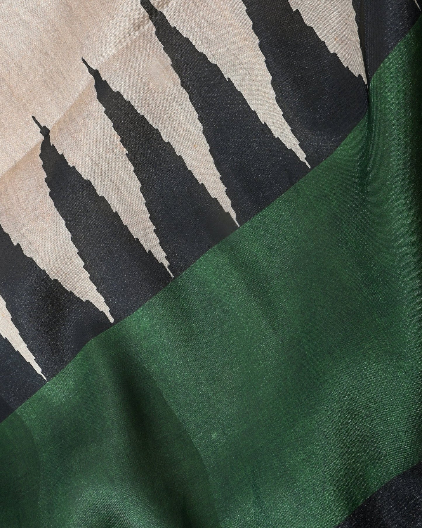 Off White Silk Printed Saree - Shop Vastram