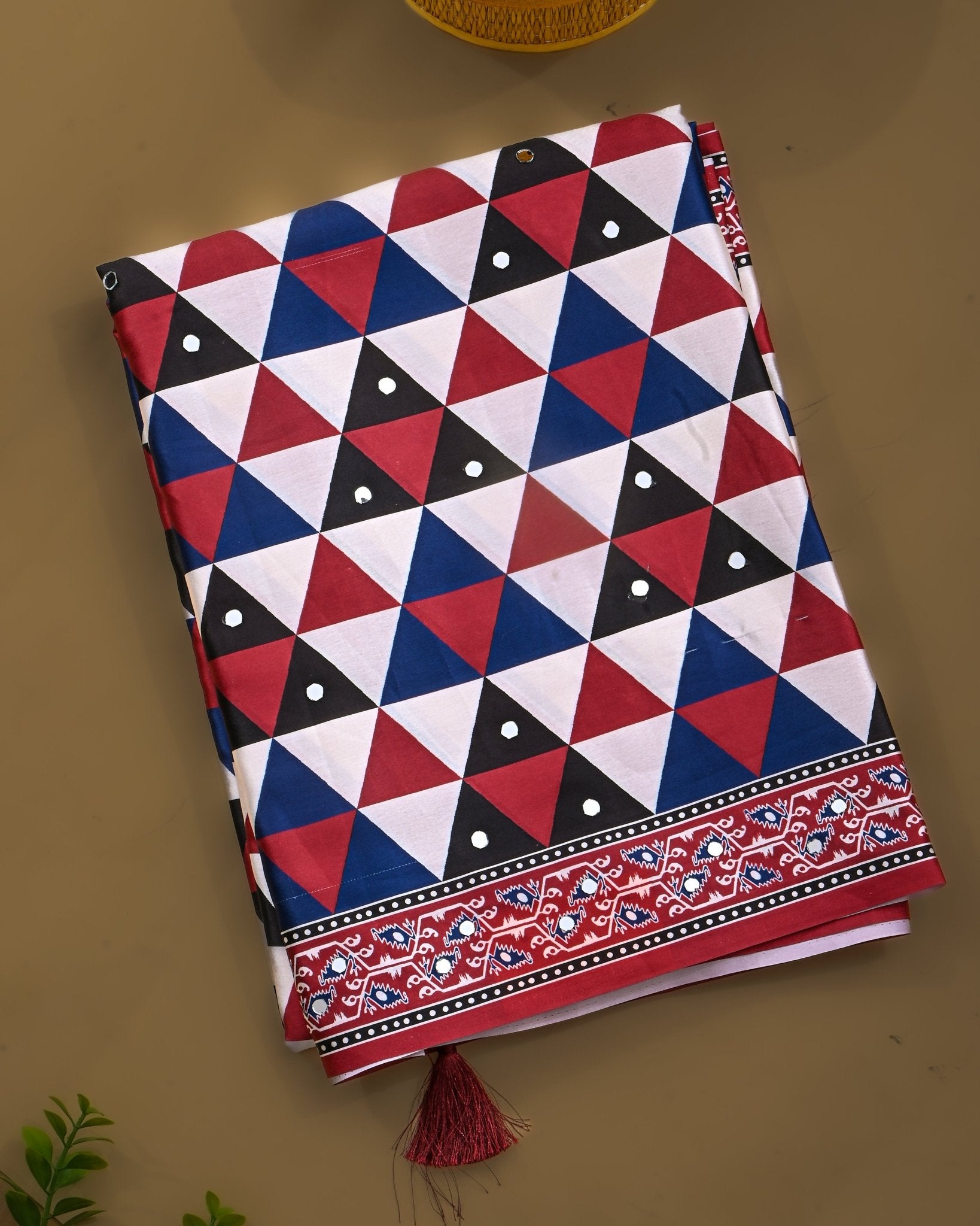 Off White Silk Printed Saree - Shop Vastram