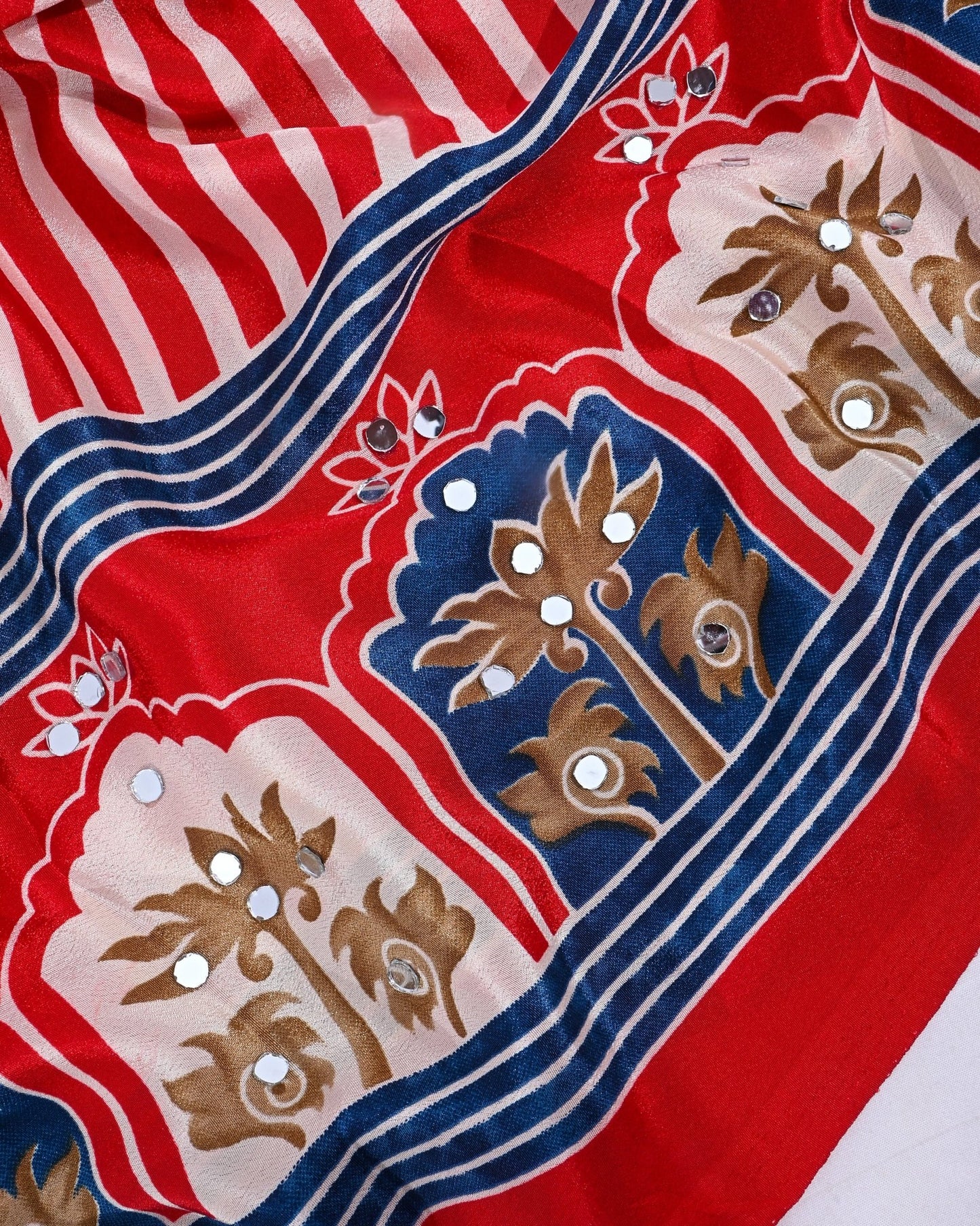 Off White Silk Printed Saree - Shop Vastram