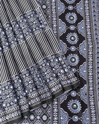 Off White Silk Printed Saree - Shop Vastram