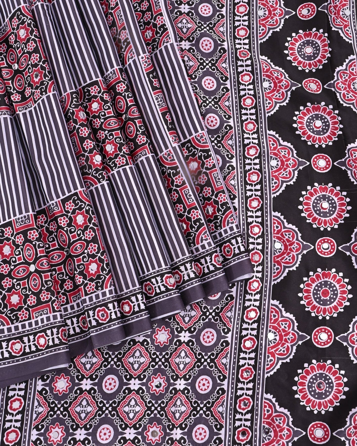 Off White Silk Printed Saree - Shop Vastram