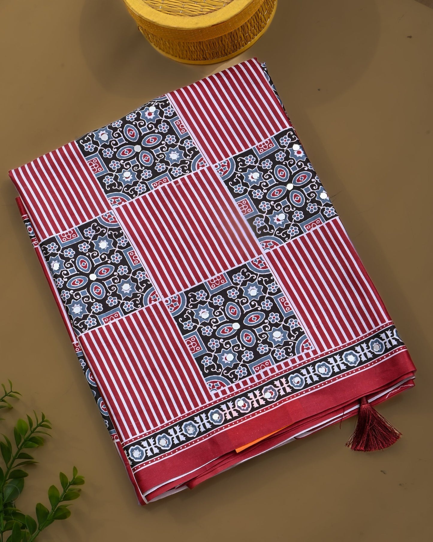 Off White Silk Printed Saree - Shop Vastram