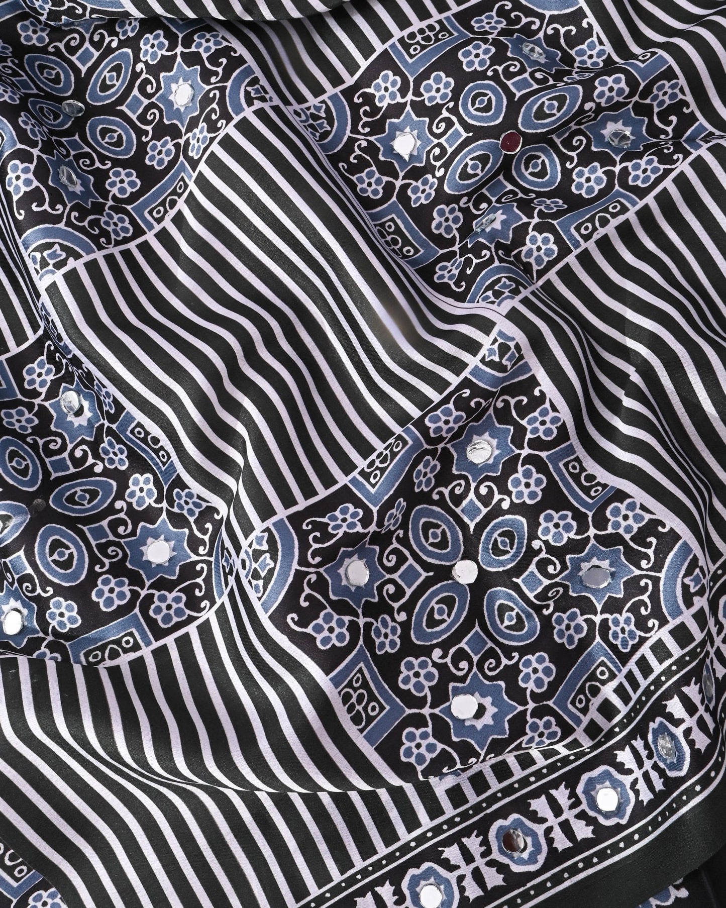 Off White Silk Printed Saree - Shop Vastram