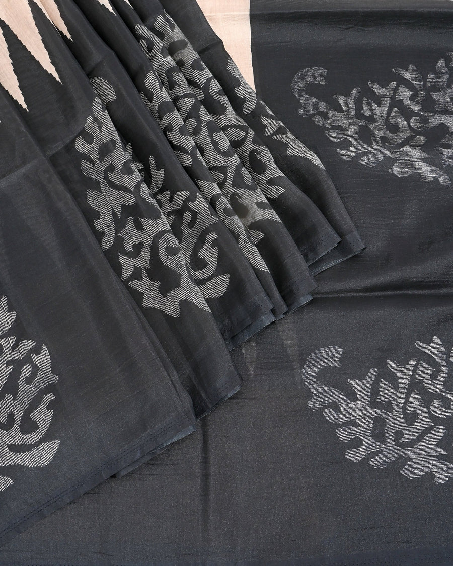 Off White Silk Printed Saree - Shop Vastram