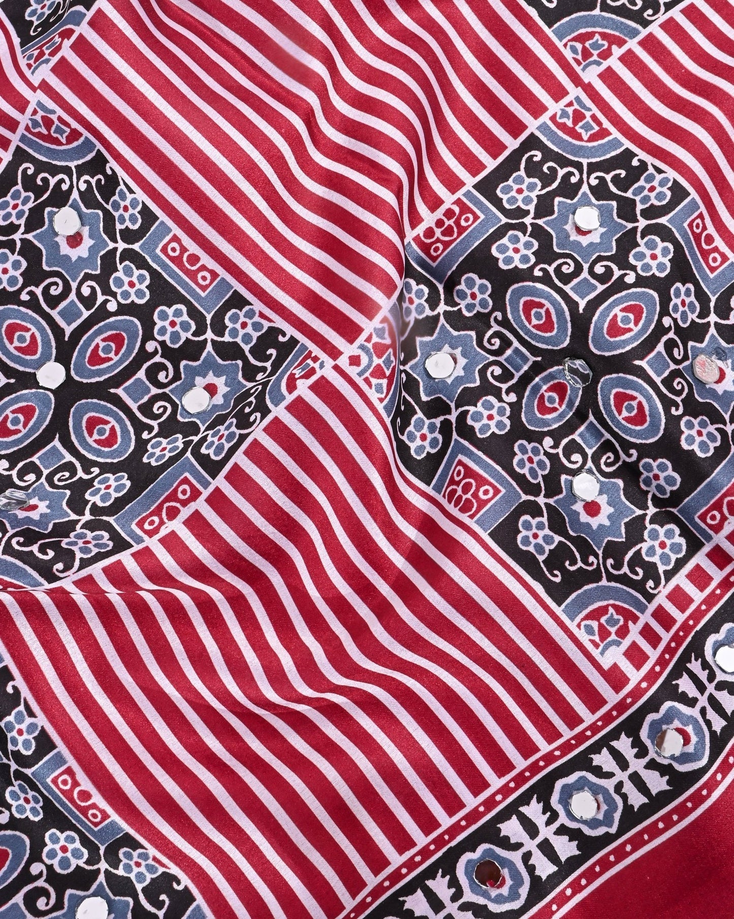 Off White Silk Printed Saree - Shop Vastram