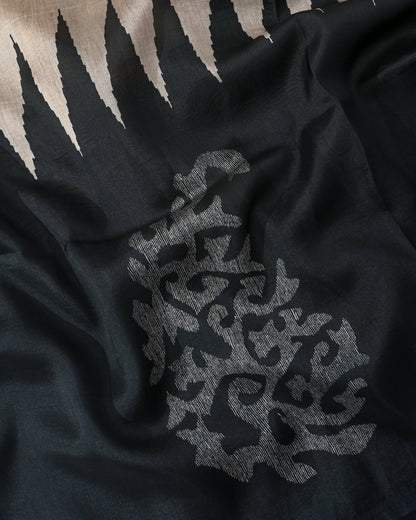 Off White Silk Printed Saree - Shop Vastram