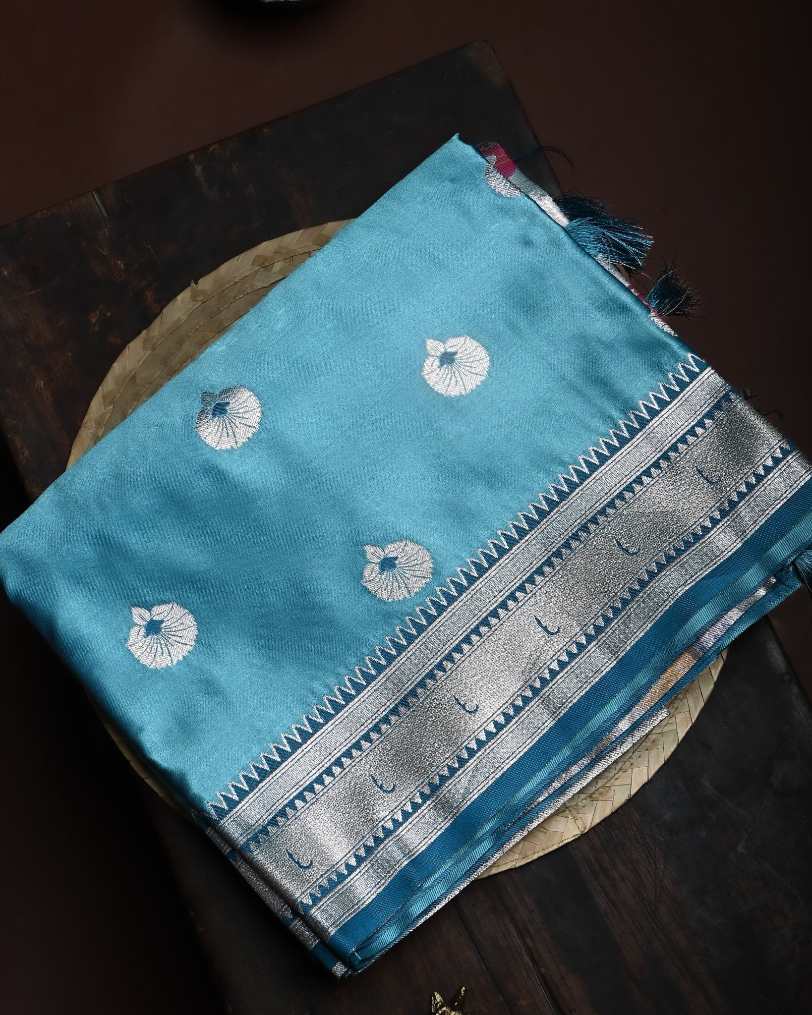 pathani saree - Shop Vastram