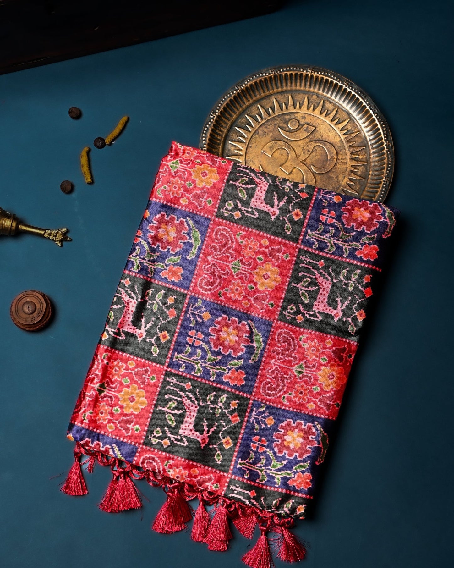 printed saree - Shop Vastram