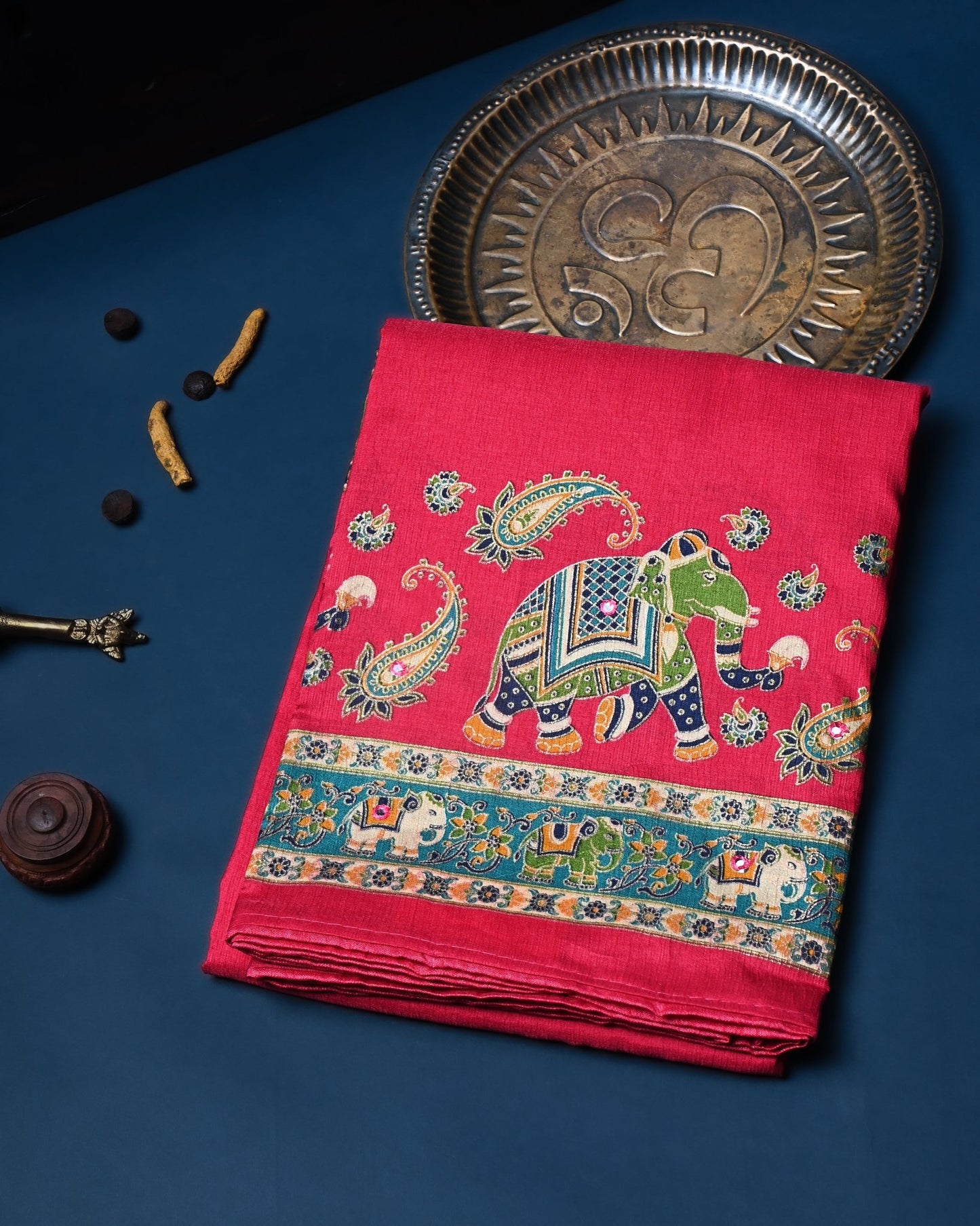 printed saree - Shop Vastram